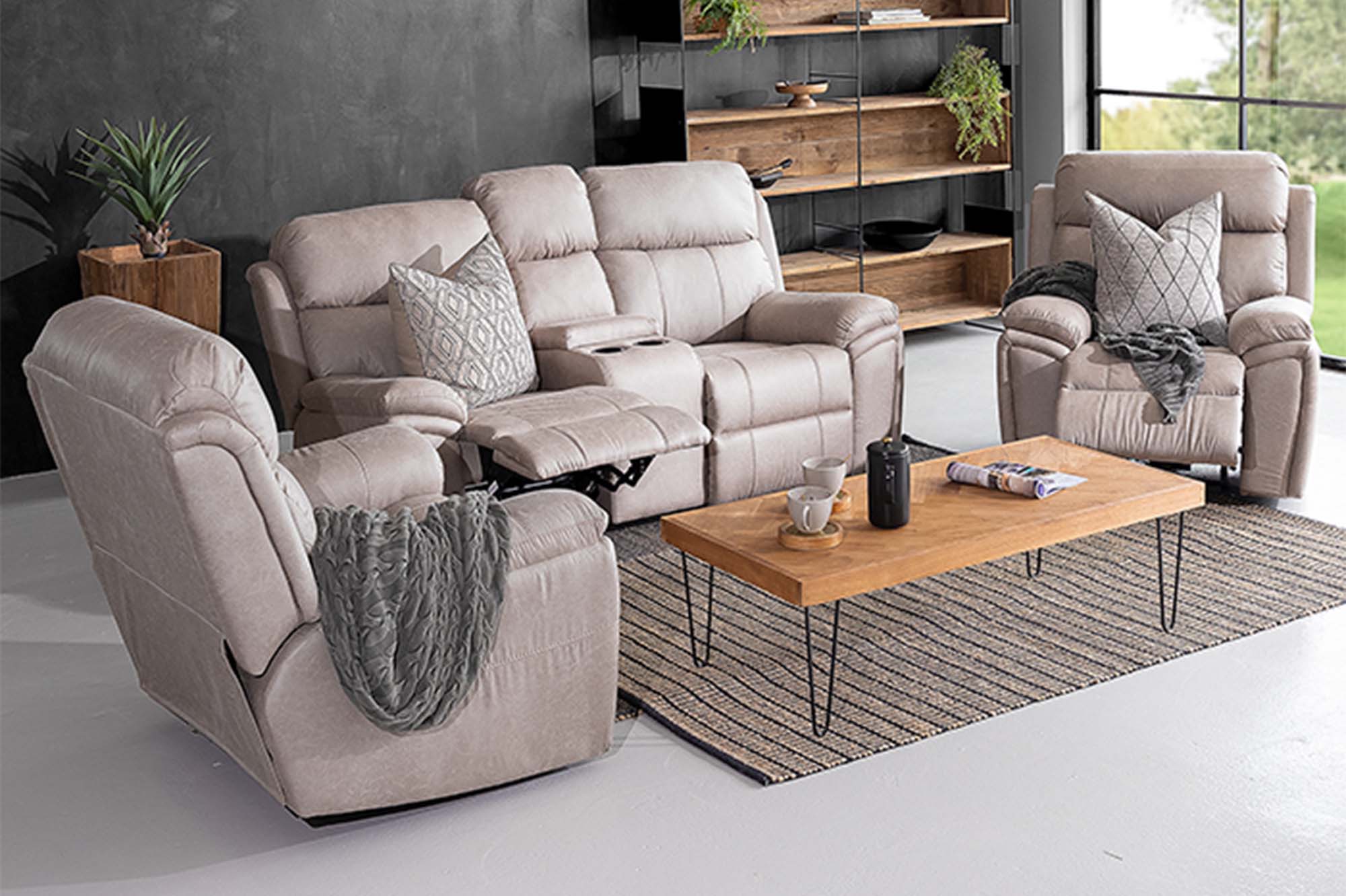 How to Choose the Perfect Recliner for You and Your Space